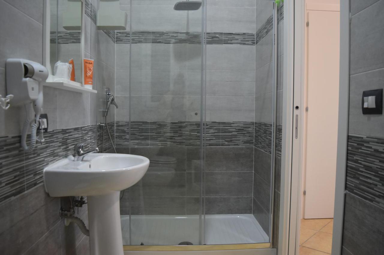 Bed & Breakfast Domus Pepe Scalea Exterior photo