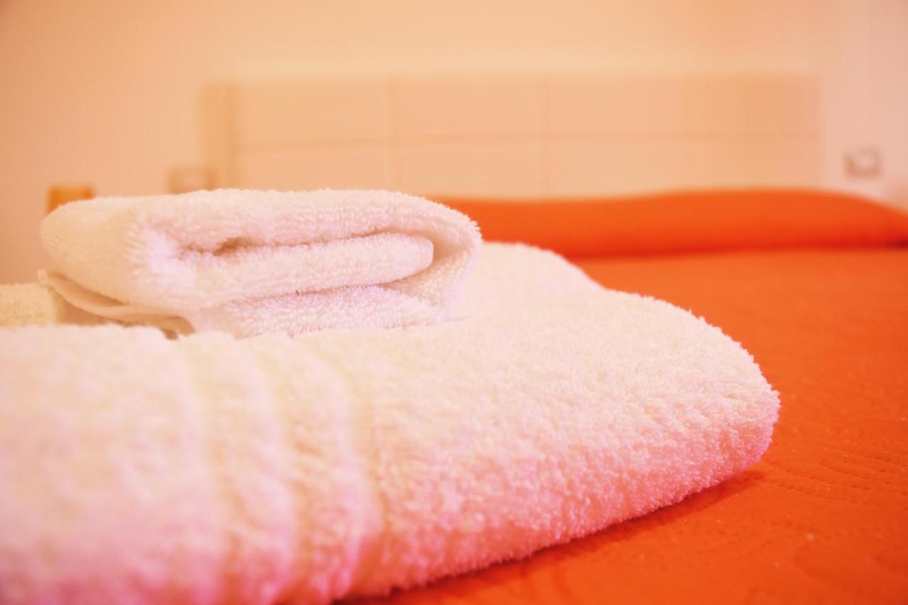 Bed & Breakfast Domus Pepe Scalea Exterior photo