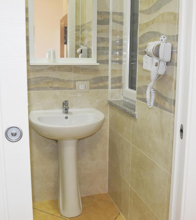 Bed & Breakfast Domus Pepe Scalea Exterior photo